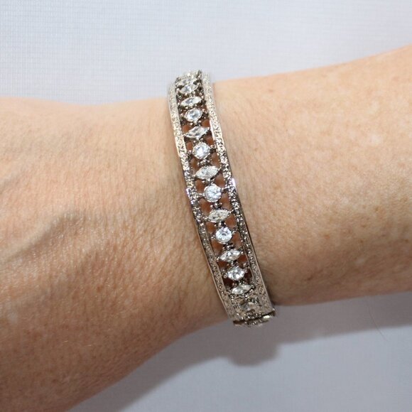 Camrose & Kross Jacqueline Kennedy JBK Hinged Bangle NIB CZ Crystal 8" - Picture 2 of 11